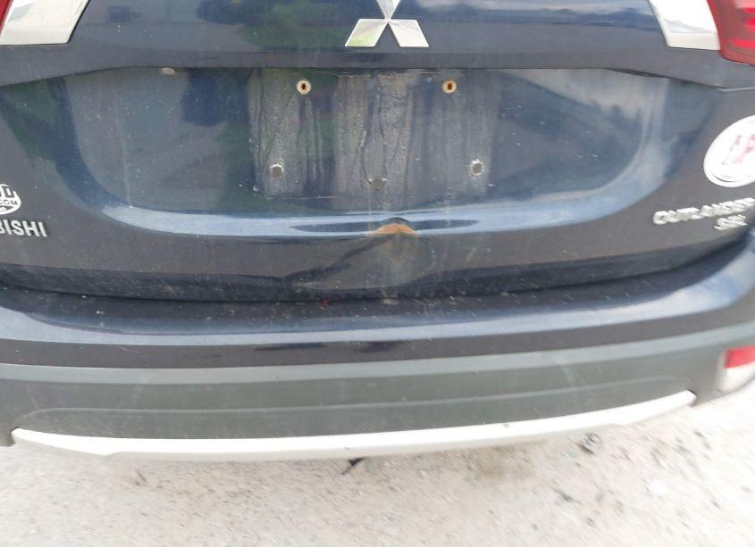 Photo 6 of 2016 Mitsubishi Outlander SE/SEL (VIN JA4AD3A32GZ026926)