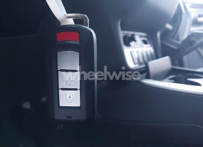 Photo 11 of 2017 Mitsubishi Outlander SE/SEL (VIN JA4AD3A32HZ029150)