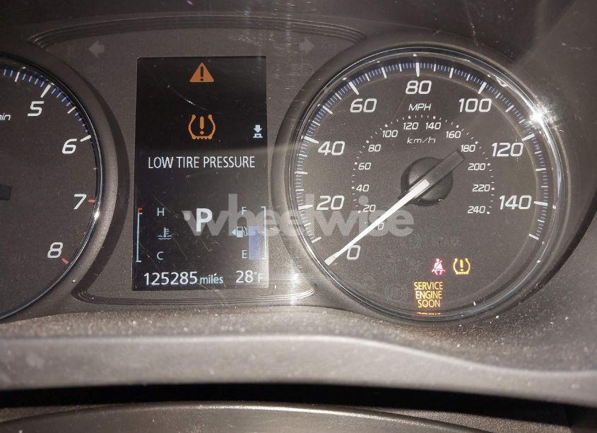 Photo 15 of 2017 Mitsubishi Outlander SE/SEL (VIN JA4AD3A32HZ030010)