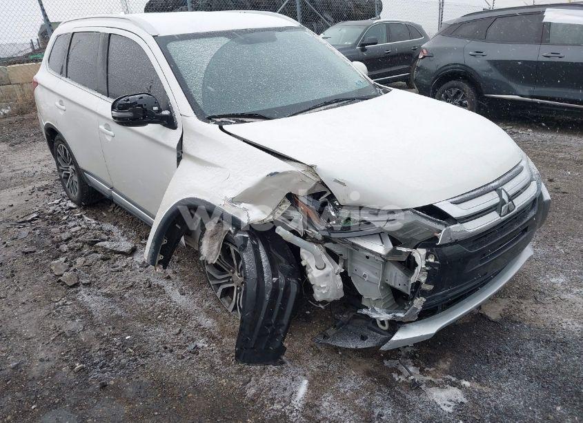 Photo 6 of 2017 Mitsubishi Outlander SE/SEL (VIN JA4AD3A32HZ030010)