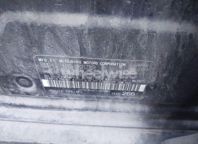 Photo 9 of 2018 Mitsubishi Outlander SE (VIN JA4AD3A32JJ003961)