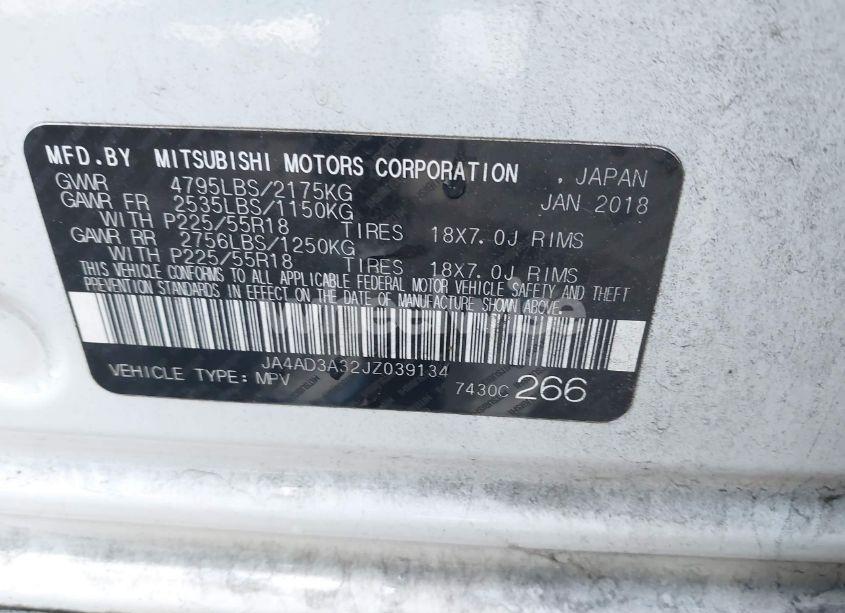 Photo 9 of 2018 Mitsubishi Outlander SE (VIN JA4AD3A32JZ039134)