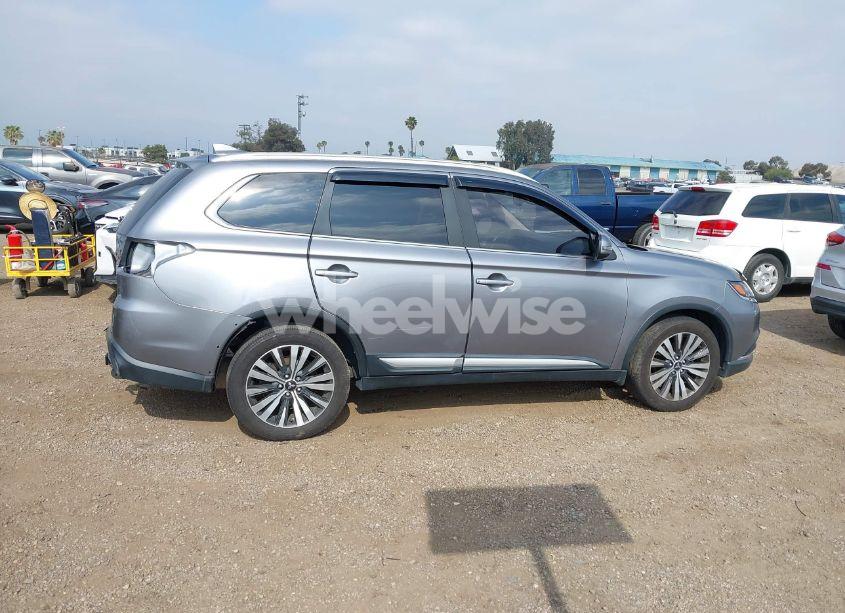 Photo 14 of 2019 Mitsubishi Outlander SEL (VIN JA4AD3A32KZ006829)