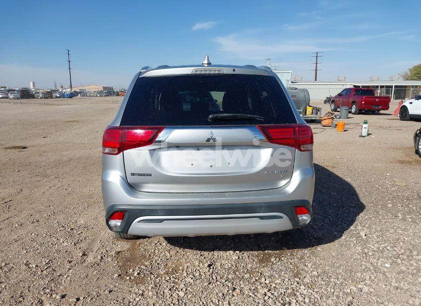Photo 17 of 2019 Mitsubishi Outlander SEL (VIN JA4AD3A32KZ027406)