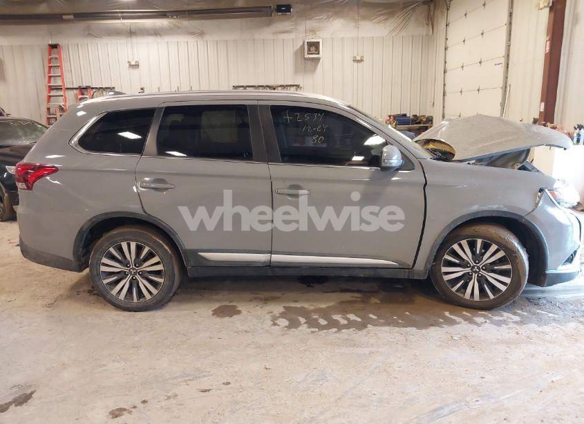 Photo 13 of 2019 Mitsubishi Outlander SEL (VIN JA4AD3A32KZ036669)