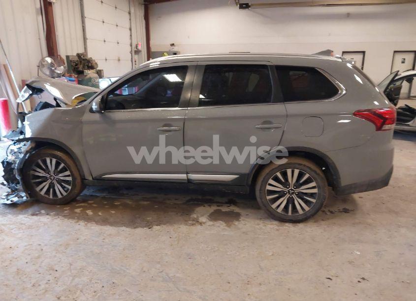 Photo 14 of 2019 Mitsubishi Outlander SEL (VIN JA4AD3A32KZ036669)