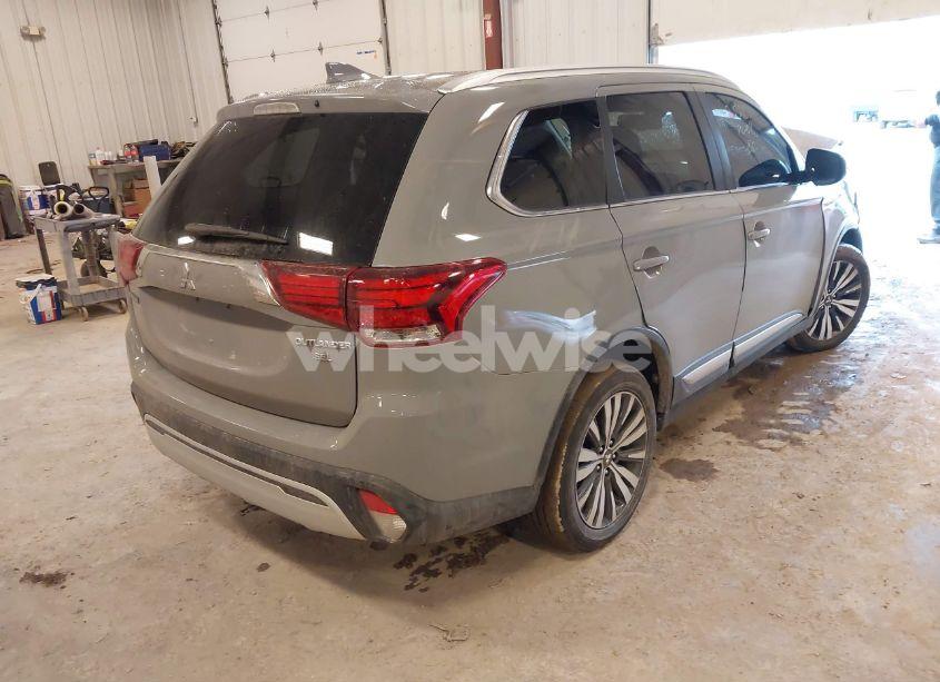 Photo 4 of 2019 Mitsubishi Outlander SEL (VIN JA4AD3A32KZ036669)