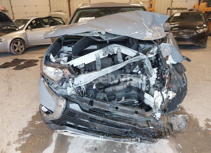 Photo 6 of 2019 Mitsubishi Outlander SEL (VIN JA4AD3A32KZ036669)