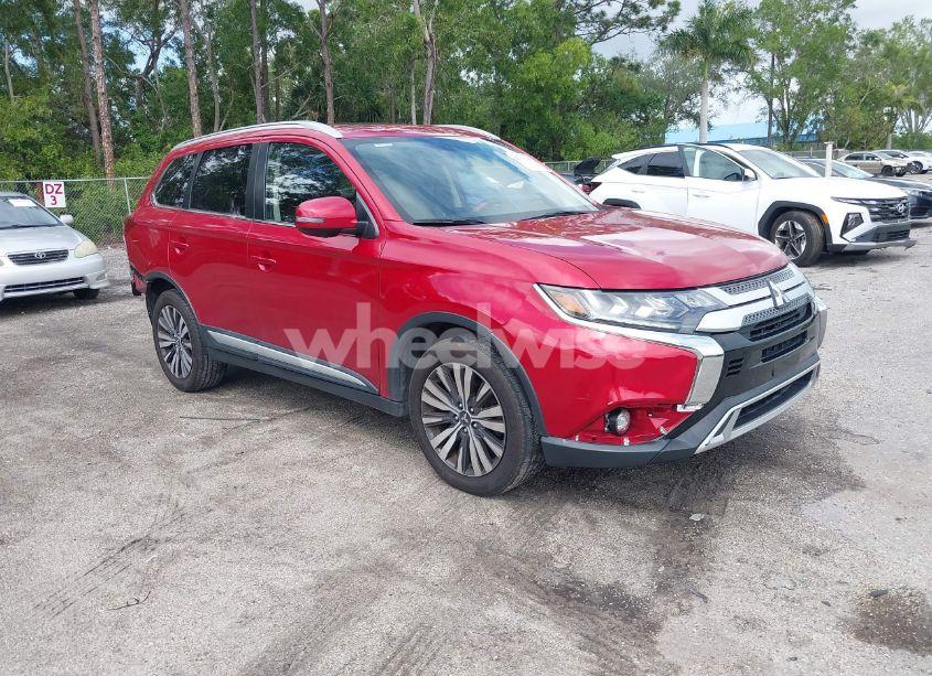 2019 Mitsubishi Outlander SEL (VIN JA4AD3A32KZ050801) main photo