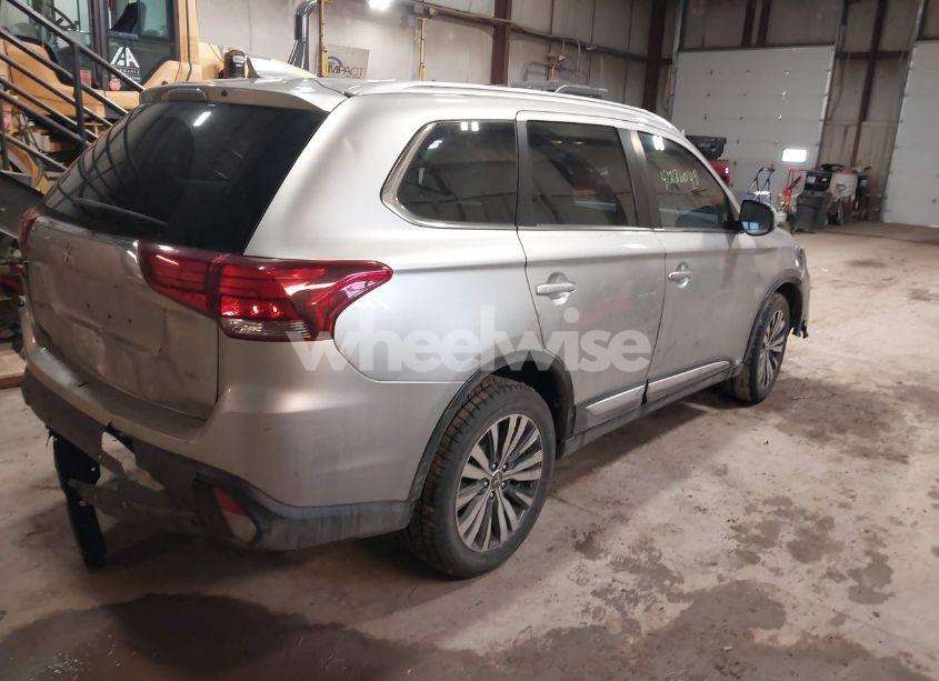 Photo 4 of 2020 Mitsubishi Outlander SEL 2.4 (VIN JA4AD3A32LZ019498)