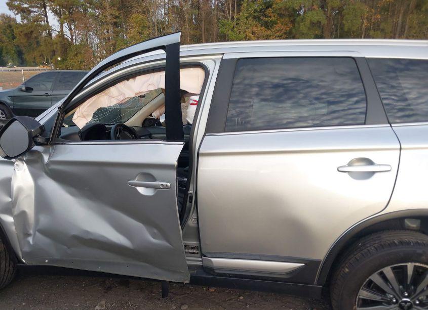 Photo 12 of 2020 Mitsubishi Outlander LE 2.4/SE 2.4/SEL 2.4/SP 2.4 (VIN JA4AD3A32LZ040996)