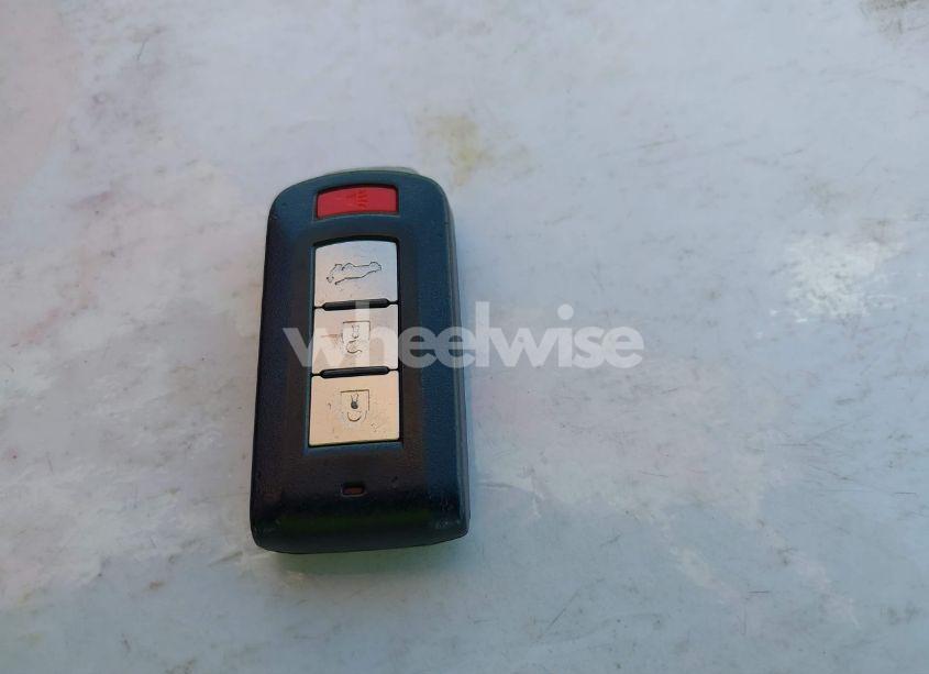 Photo 11 of 2014 Mitsubishi Outlander SE (VIN JA4AD3A33EZ011011)