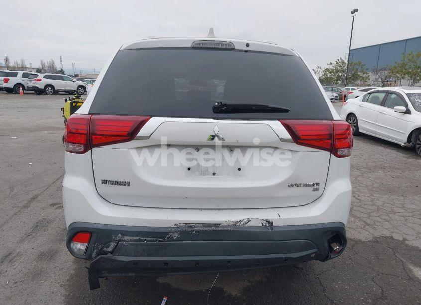 Photo 17 of 2017 Mitsubishi Outlander SE (VIN JA4AD3A33HZ044241)
