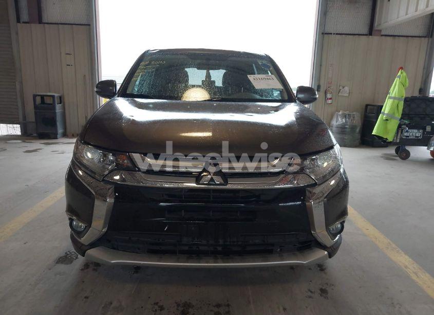 Photo 12 of 2017 Mitsubishi Outlander SE/SEL (VIN JA4AD3A33HZ051674)