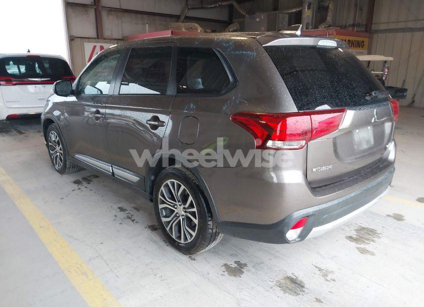 Photo 3 of 2017 Mitsubishi Outlander SE/SEL (VIN JA4AD3A33HZ051674)