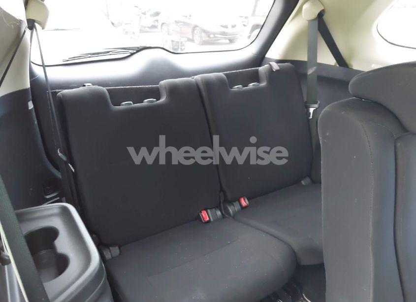 Photo 17 of 2018 Mitsubishi Outlander SE (VIN JA4AD3A33JZ015327)