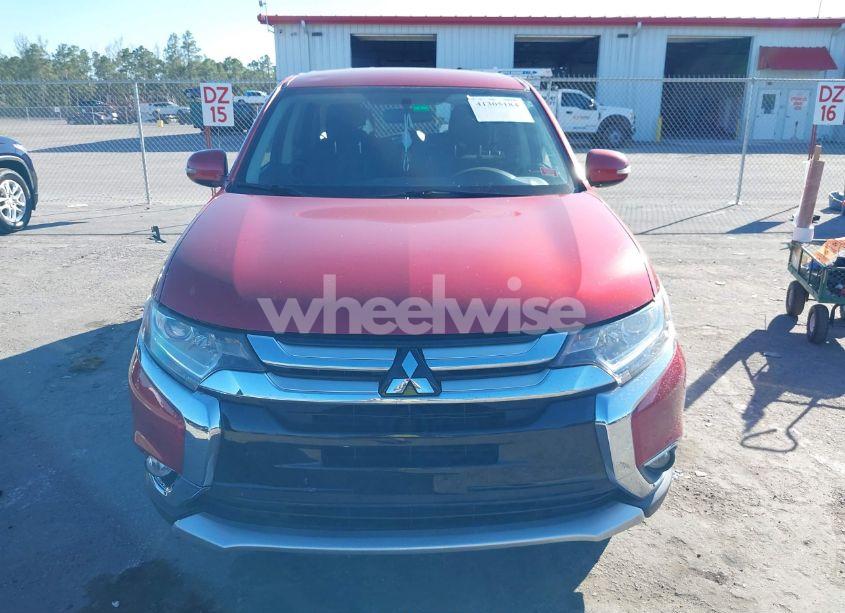 Photo 13 of 2018 Mitsubishi Outlander SE (VIN JA4AD3A33JZ037148)