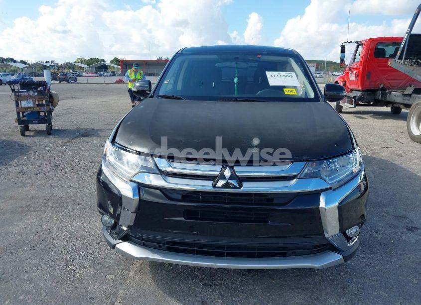 Photo 12 of 2018 Mitsubishi Outlander LE/SE/SEL (VIN JA4AD3A33JZ055813)
