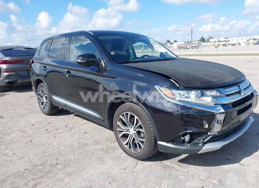 Photo 6 of 2018 Mitsubishi Outlander LE/SE/SEL (VIN JA4AD3A33JZ055813)