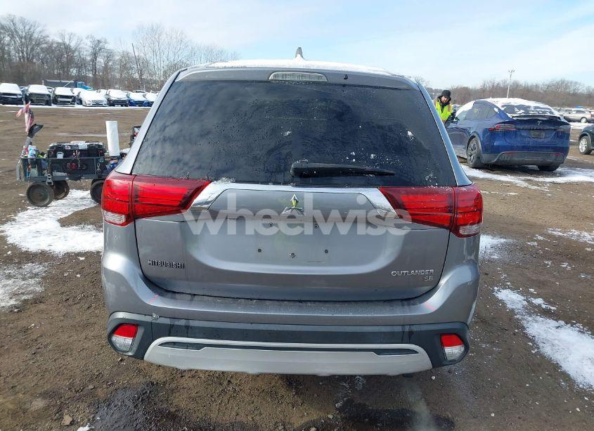 Photo 16 of 2019 Mitsubishi Outlander SE (VIN JA4AD3A33KZ006788)
