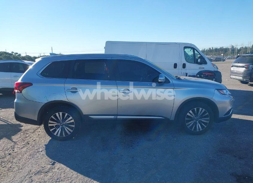 Photo 13 of 2020 Mitsubishi Outlander SEL 2.4 (VIN JA4AD3A33LZ027254)