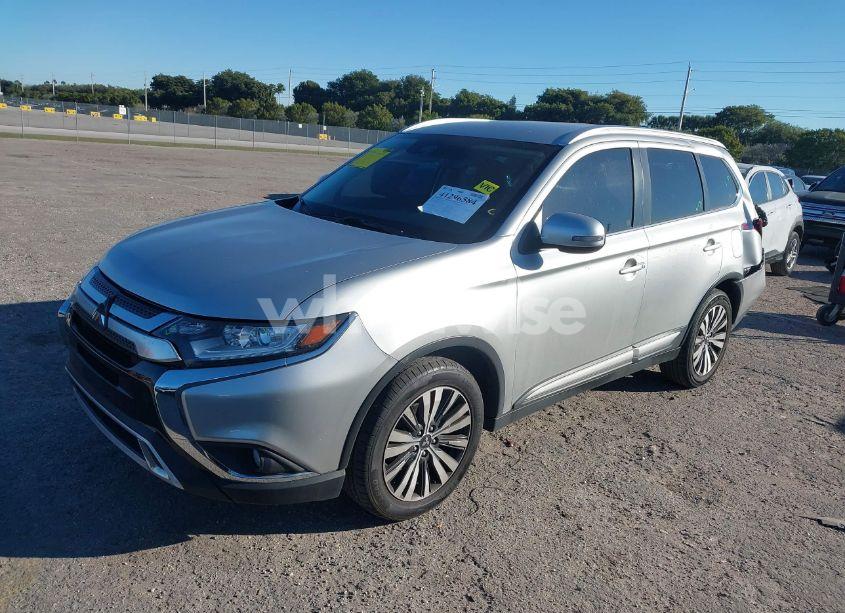 Photo 2 of 2020 Mitsubishi Outlander SEL 2.4 (VIN JA4AD3A33LZ027254)