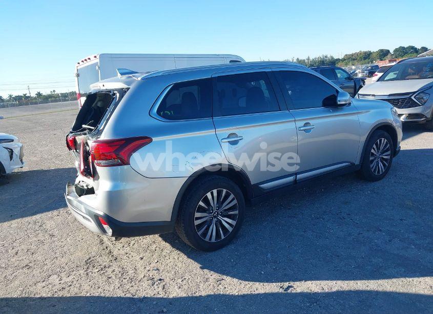 Photo 4 of 2020 Mitsubishi Outlander SEL 2.4 (VIN JA4AD3A33LZ027254)