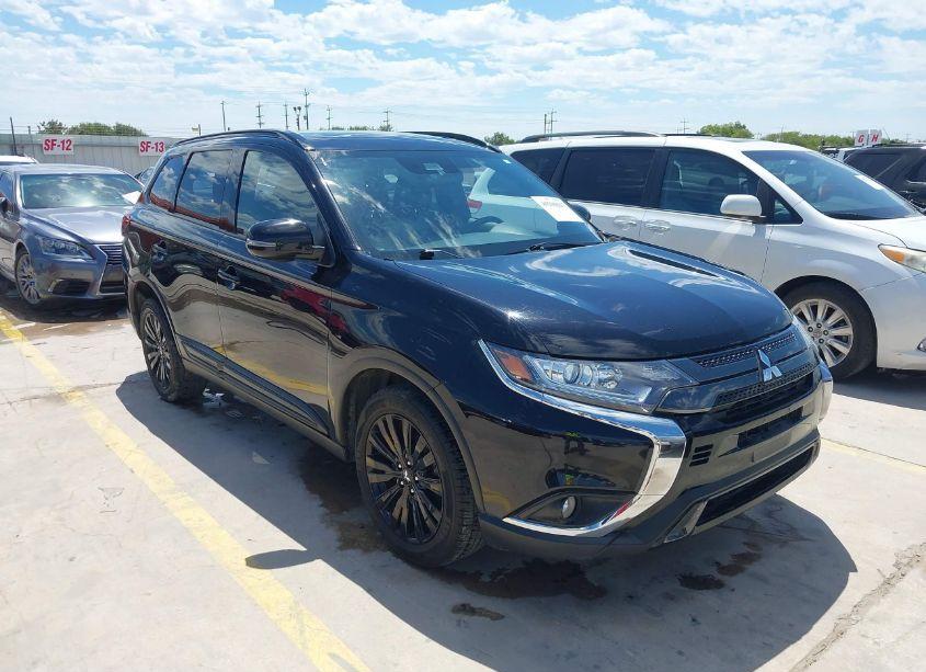 2020 Mitsubishi Outlander (VIN JA4AD3A33LZ029084) main photo