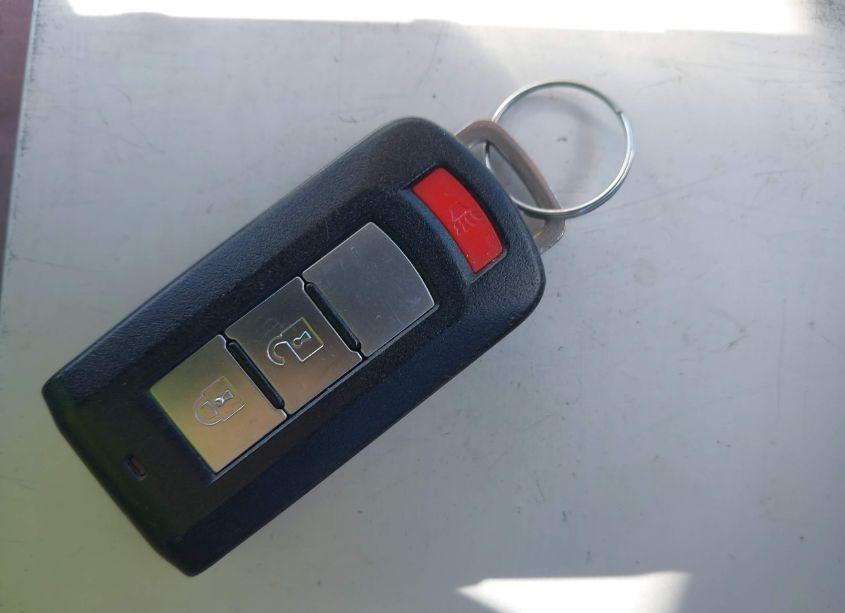 Photo 11 of 2020 Mitsubishi Outlander (VIN JA4AD3A33LZ029084)