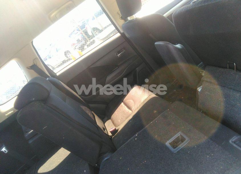 Photo 8 of 2014 Mitsubishi Outlander SE (VIN JA4AD3A34EZ009994)