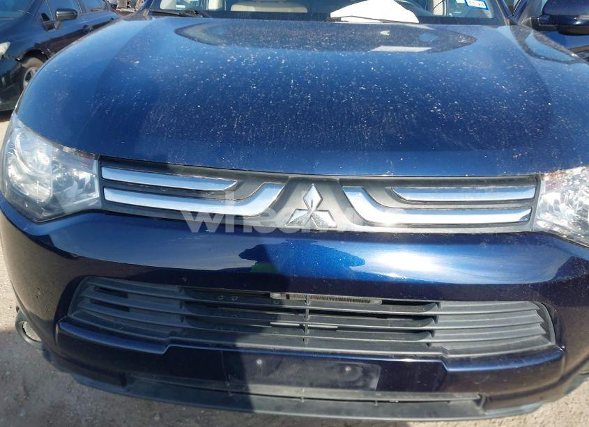 Photo 6 of 2014 Mitsubishi Outlander SE (VIN JA4AD3A34EZ013074)