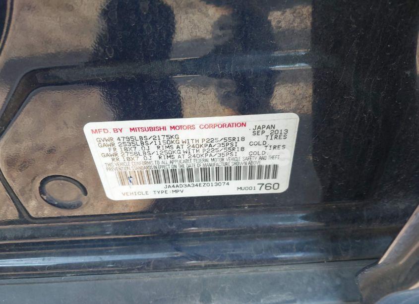 Photo 9 of 2014 Mitsubishi Outlander SE (VIN JA4AD3A34EZ013074)