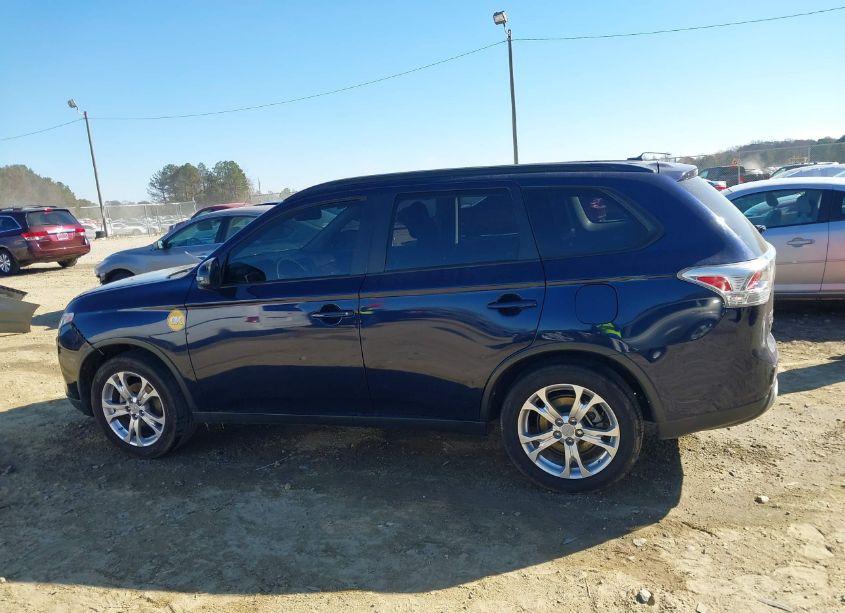 Photo 14 of 2015 Mitsubishi Outlander SE (VIN JA4AD3A34FZ013707)