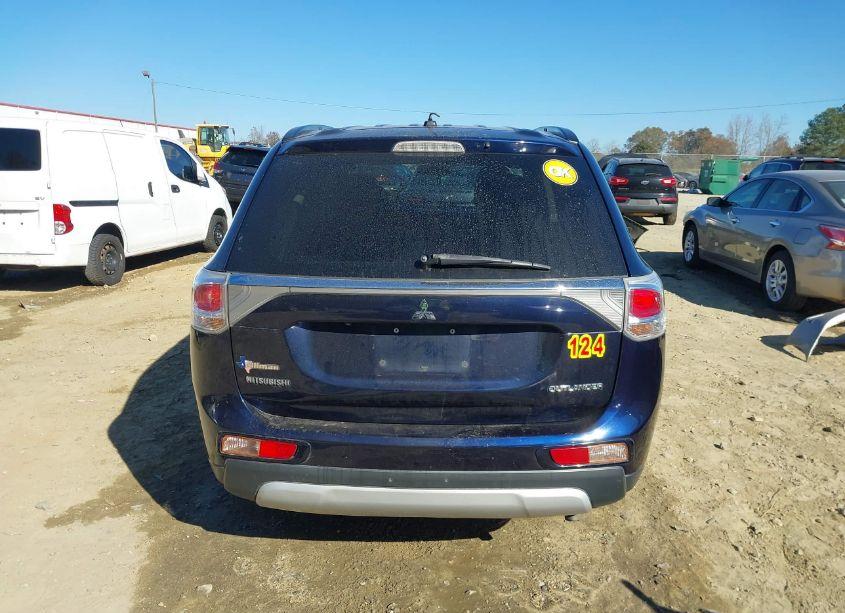 Photo 16 of 2015 Mitsubishi Outlander SE (VIN JA4AD3A34FZ013707)