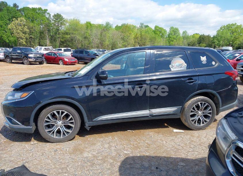 Photo 14 of 2016 Mitsubishi Outlander SE (VIN JA4AD3A34GZ004085)