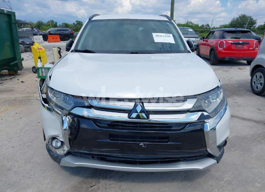Photo 12 of 2016 Mitsubishi Outlander SEL (VIN JA4AD3A34GZ021310)