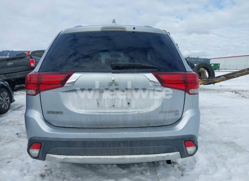 Photo 17 of 2017 Mitsubishi Outlander SE (VIN JA4AD3A34HZ028498)