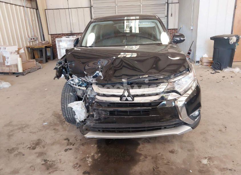 Photo 12 of 2017 Mitsubishi Outlander SE (VIN JA4AD3A34HZ063381)