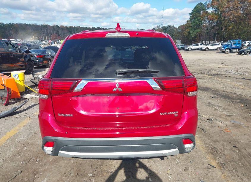 Photo 16 of 2018 Mitsubishi Outlander SE (VIN JA4AD3A34JZ016289)