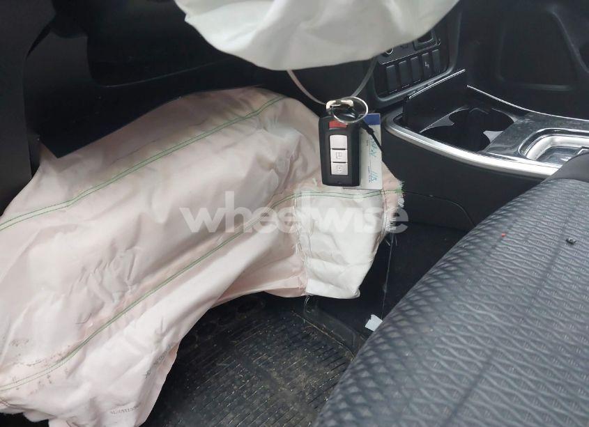 Photo 11 of 2018 Mitsubishi Outlander LE (VIN JA4AD3A34JZ030659)