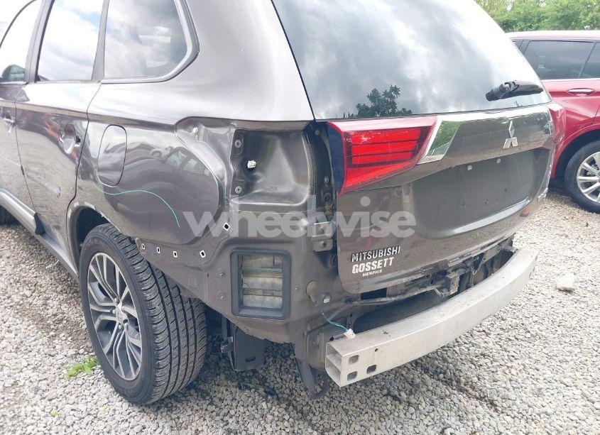 Photo 18 of 2018 Mitsubishi Outlander LE/SE/SEL (VIN JA4AD3A34JZ065816)