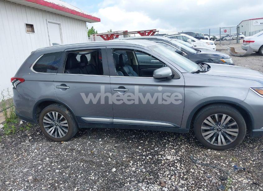 Photo 13 of 2019 Mitsubishi Outlander SEL (VIN JA4AD3A34KJ001176)