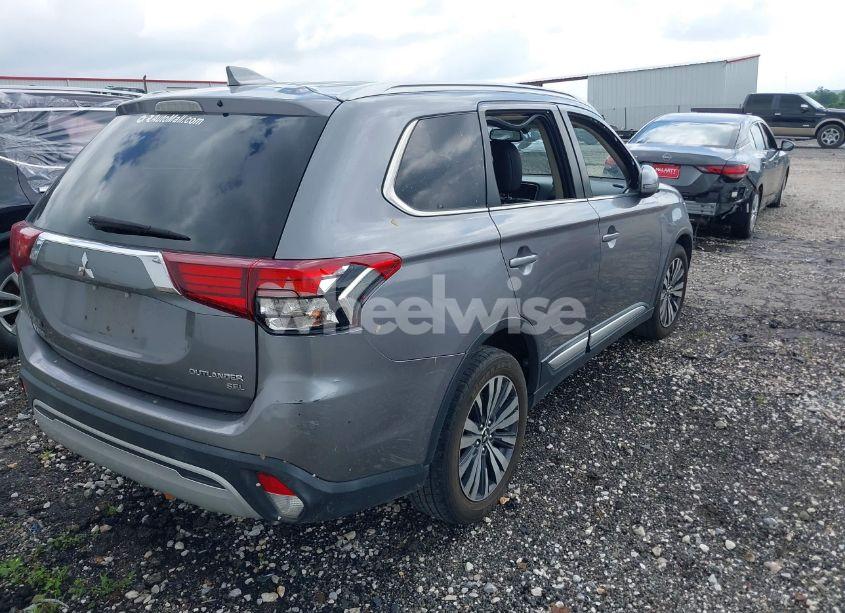 Photo 4 of 2019 Mitsubishi Outlander SEL (VIN JA4AD3A34KJ001176)