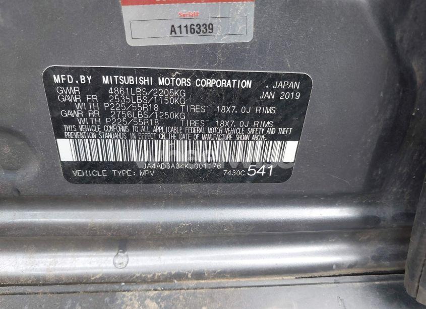 Photo 9 of 2019 Mitsubishi Outlander SEL (VIN JA4AD3A34KJ001176)