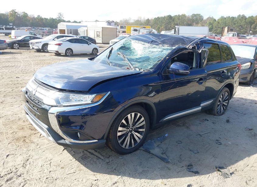 Photo 2 of 2019 Mitsubishi Outlander SE (VIN JA4AD3A34KZ013278)