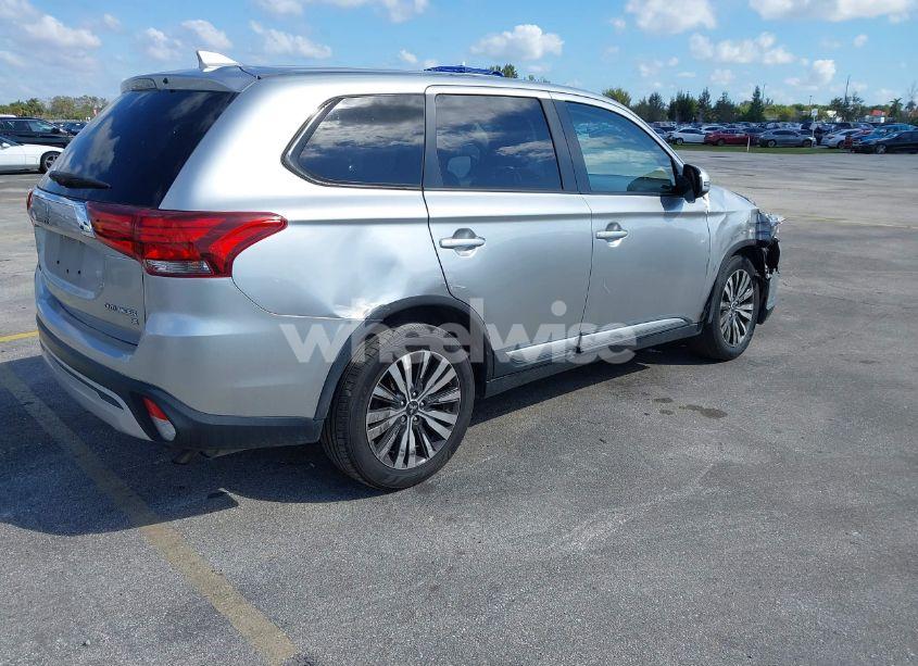 Photo 4 of 2019 Mitsubishi Outlander SE (VIN JA4AD3A34KZ014057)