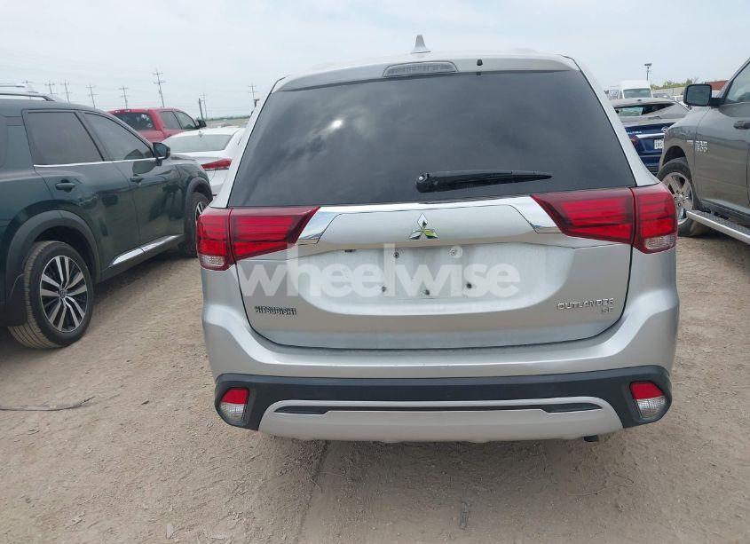 Photo 17 of 2019 Mitsubishi Outlander SE (VIN JA4AD3A34KZ015340)
