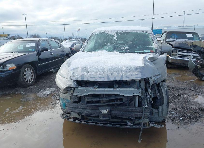 Photo 12 of 2019 Mitsubishi Outlander SE (VIN JA4AD3A34KZ043445)