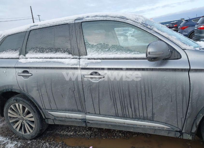 Photo 13 of 2019 Mitsubishi Outlander SE (VIN JA4AD3A34KZ043445)