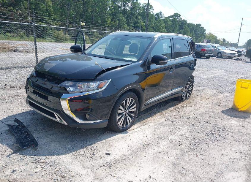 Photo 2 of 2020 Mitsubishi Outlander LE 2.4/SE 2.4/SEL 2.4/SP 2.4 (VIN JA4AD3A34LZ016165)